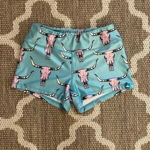 WodBotton longhorn, skull, shorts, size small